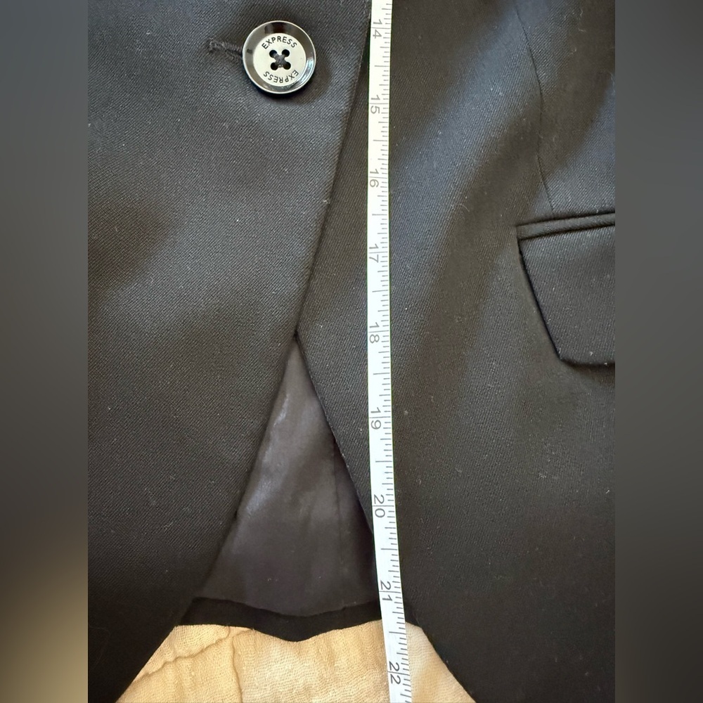 Express Women's Classic Black blazer size 2 - Picture 9 of 9
